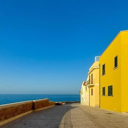 Tiny House Bed and Breakfast Termoli Exteriör bild